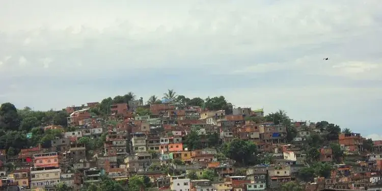 Programa Vida Nova no Morro é lançado em Niterói